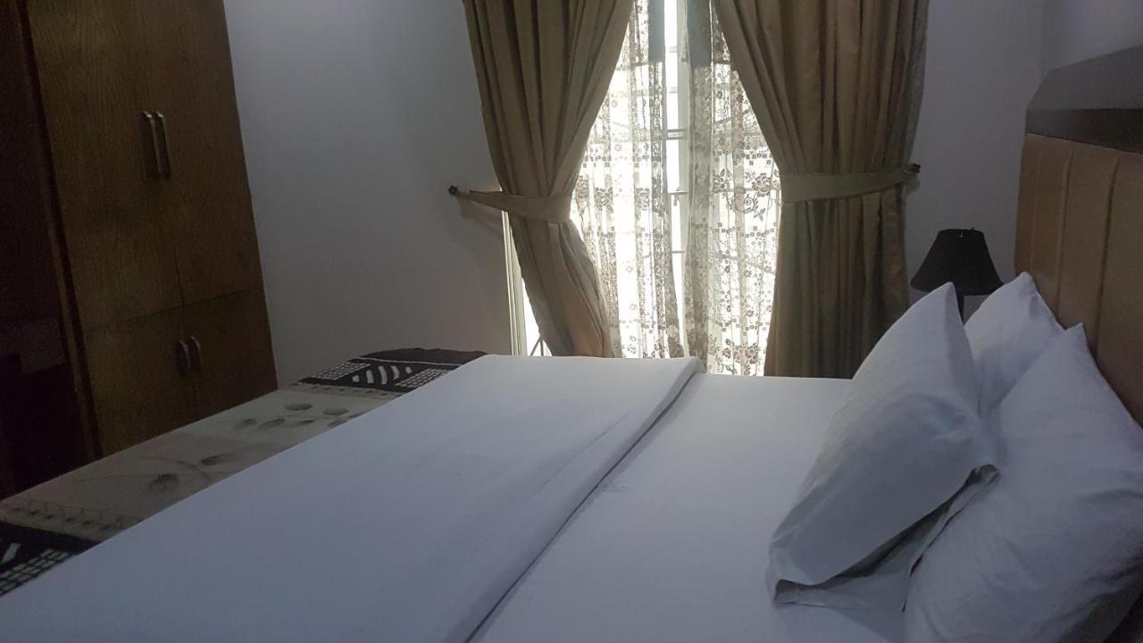 Midtown Hotel Rawalpindi Extérieur photo