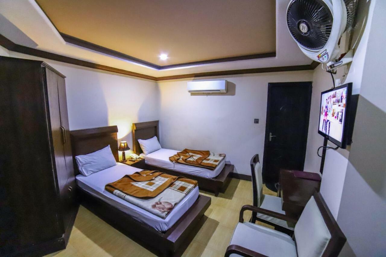 Midtown Hotel Rawalpindi Extérieur photo